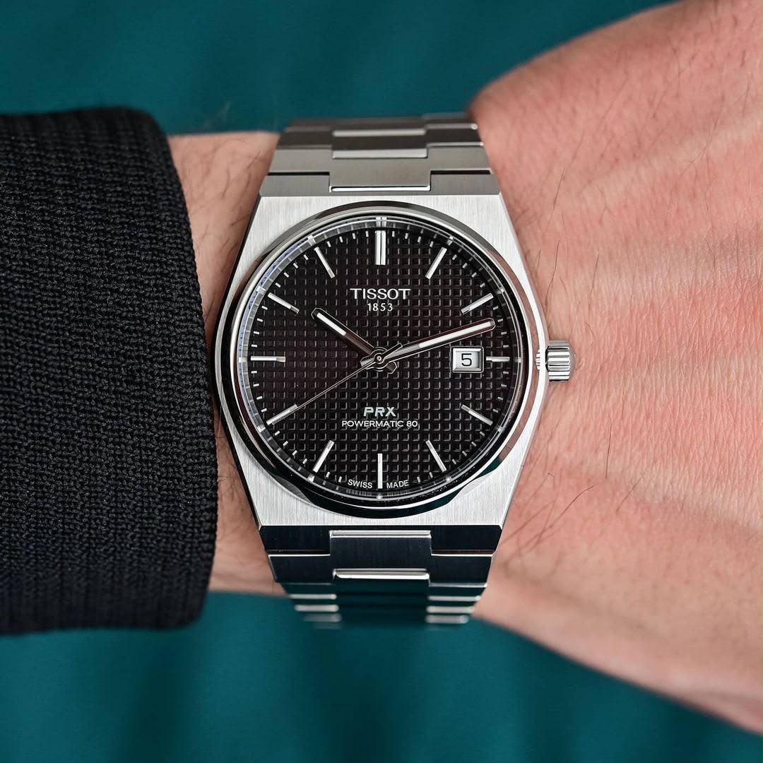 Tissot PRX Quartz – Cadran Noir, Design Iconique en Acier Inoxydable